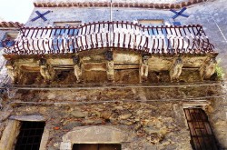 Comune della Sicilia - San Pier Niceto -  Balcone antico