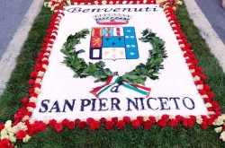 Comune della Sicilia - San Pier Niceto - Infiorata