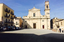 Foto del Comune della Sicilia - Villalba - Chiesa madre e Piazza Vittorio Emanuele