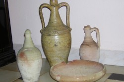 Foto del Comune della Sicilia - Vallelunga Pratameno - Antichi vasi