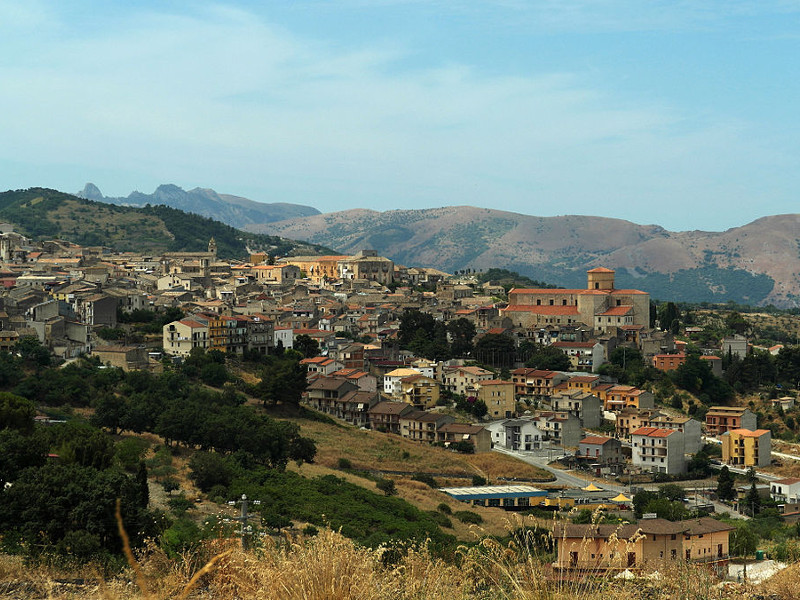 Foto del Comune della Sicilia Chiusa Sclafani  - veduta panoramica