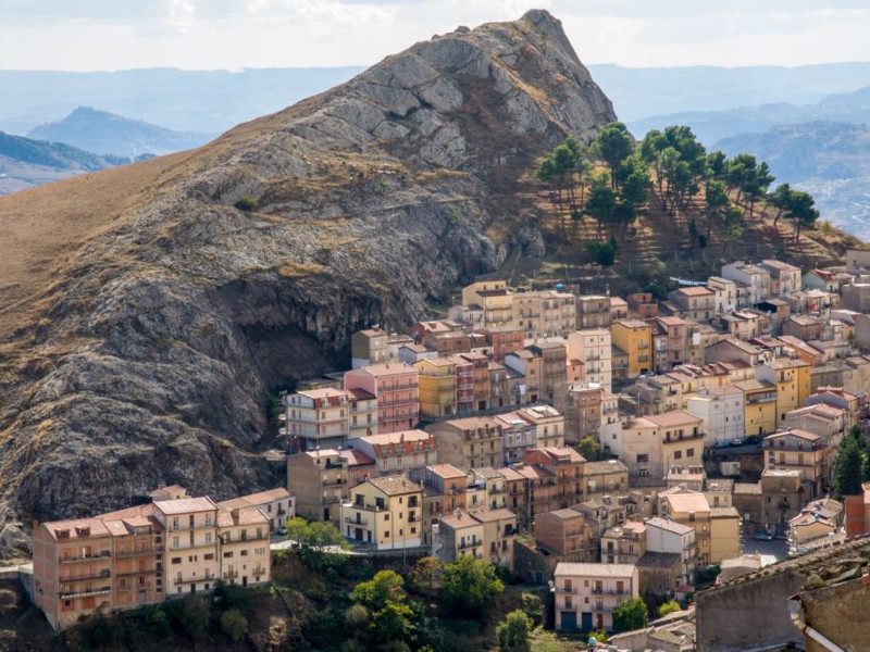 Foto del comune della Sicilia  Troina - veduta panoramica